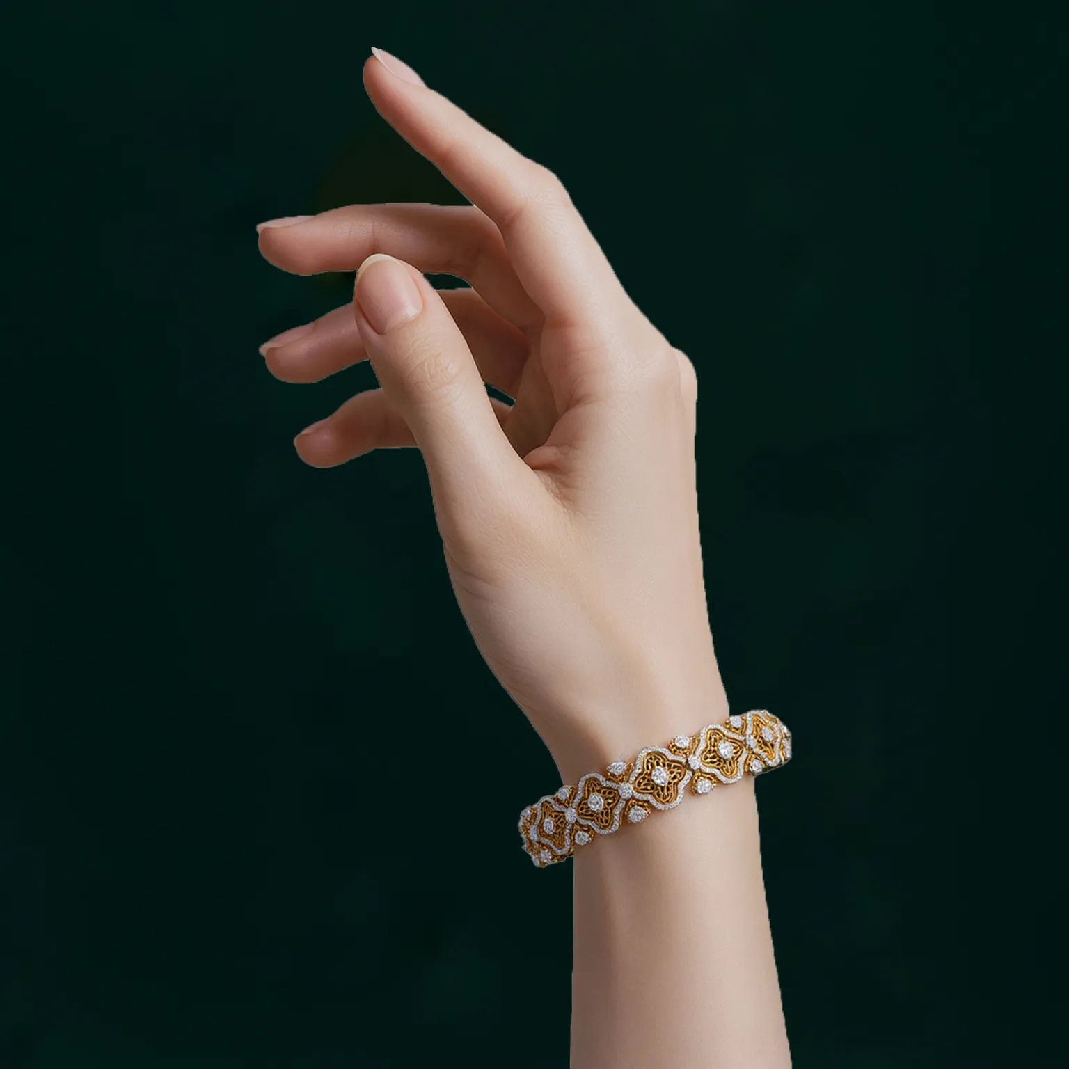 The Story of Noor Tiara Display