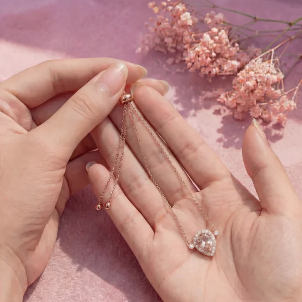rose-gold-thread-bracelet-velvet