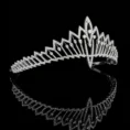 Elegant silver Élan Tiara with intricate diamond detailing.
